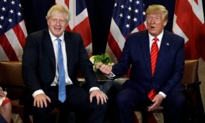 El presidente Trump apoya a Boris Johnson después de que el primer ministro del Reino Unido, perdido en la corte